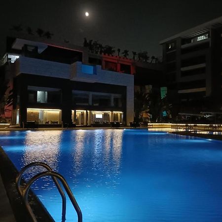 Parkside Boutique 3 Bbr Serviced Apartment - Ocean Blue - Near Airport Каир Экстерьер фото