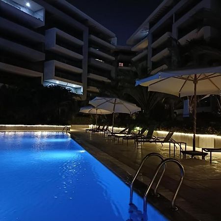 Parkside Boutique 3 Bbr Serviced Apartment - Ocean Blue - Near Airport Каир Экстерьер фото