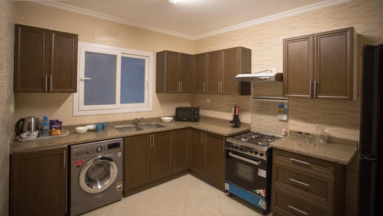 Parkside Boutique 3 Bbr Serviced Apartment - Ocean Blue - Near Airport Каир Экстерьер фото